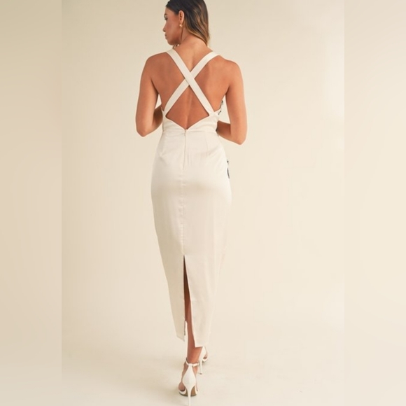 PLUNGE CAMI DRESS - Picture 3 of 7